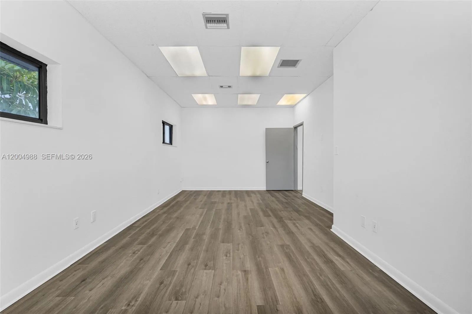 2640 Hollywood Blvd 200, Hollywood, Florida 33020, Hollywood, Florida 33020, ,Commercial Lease,For Rent,2640 Hollywood Blvd 200, Hollywood, Florida 33020,A12004988