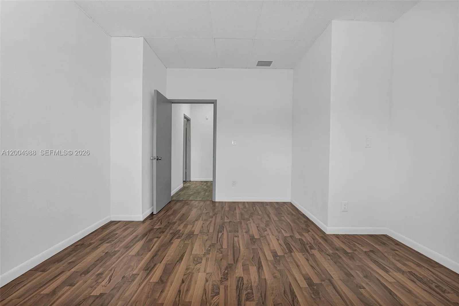 2640 Hollywood Blvd 200, Hollywood, Florida 33020, Hollywood, Florida 33020, ,Commercial Lease,For Rent,2640 Hollywood Blvd 200, Hollywood, Florida 33020,A12004988