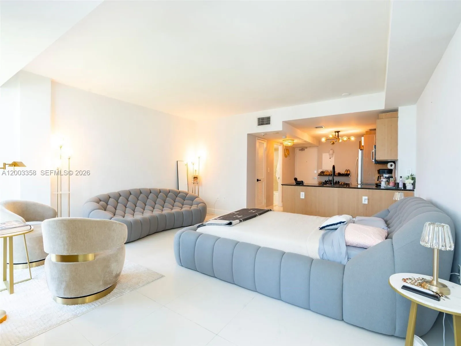10275 Collins Ave 802, Bal Harbour, Florida 33154, Bal Harbour, Florida 33154, ,1 BathroomBathrooms,Residential Lease,For Rent,10275 Collins Ave 802, Bal Harbour, Florida 33154,A12003358
