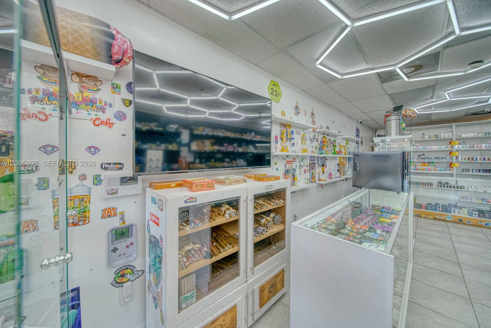 Established Smoke Shop Turnkey Operation, Sweetwat, Sweetwater, Florida 33174, ,Business Opportunity,For Sale,Established Smoke Shop Turnkey Operation, Sweetwat,A12005392