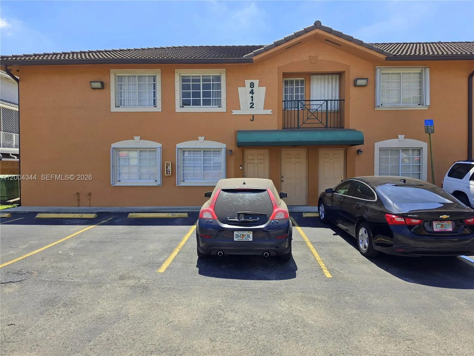 8412 Nw 103rd St 201j, Hialeah Gardens, Florida 33, Hialeah Gardens, Florida 33016, 3 Bedrooms Bedrooms, ,2 BathroomsBathrooms,Residential Lease,For Rent,8412 Nw 103rd St 201j, Hialeah Gardens, Florida 33,A12004344