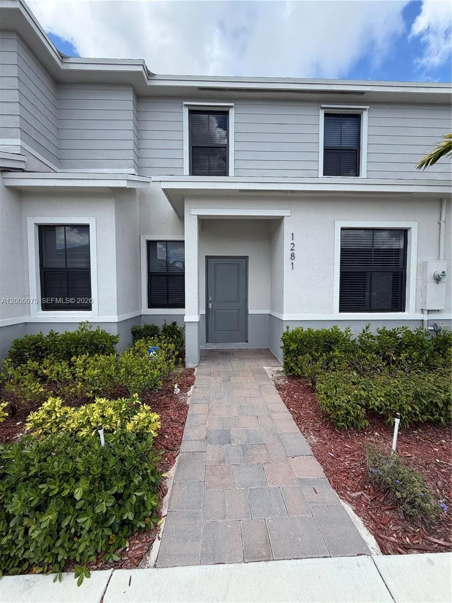 1281 Ne 3rd Ave 1281, Florida City, Florida 33034, Florida City, Florida 33034, 4 Bedrooms Bedrooms, ,3 BathroomsBathrooms,Residential Lease,For Rent,1281 Ne 3rd Ave 1281, Florida City, Florida 33034,A12005075 1281 Ne 3rd Ave 1281, Florida City, Florida 33034, Florida City, Florida 33034, 4 Bedrooms Bedrooms, ,3 BathroomsBathrooms,Residential Lease,For Rent,1281 Ne 3rd Ave 1281, Florida City, Florida 33034,A12005075