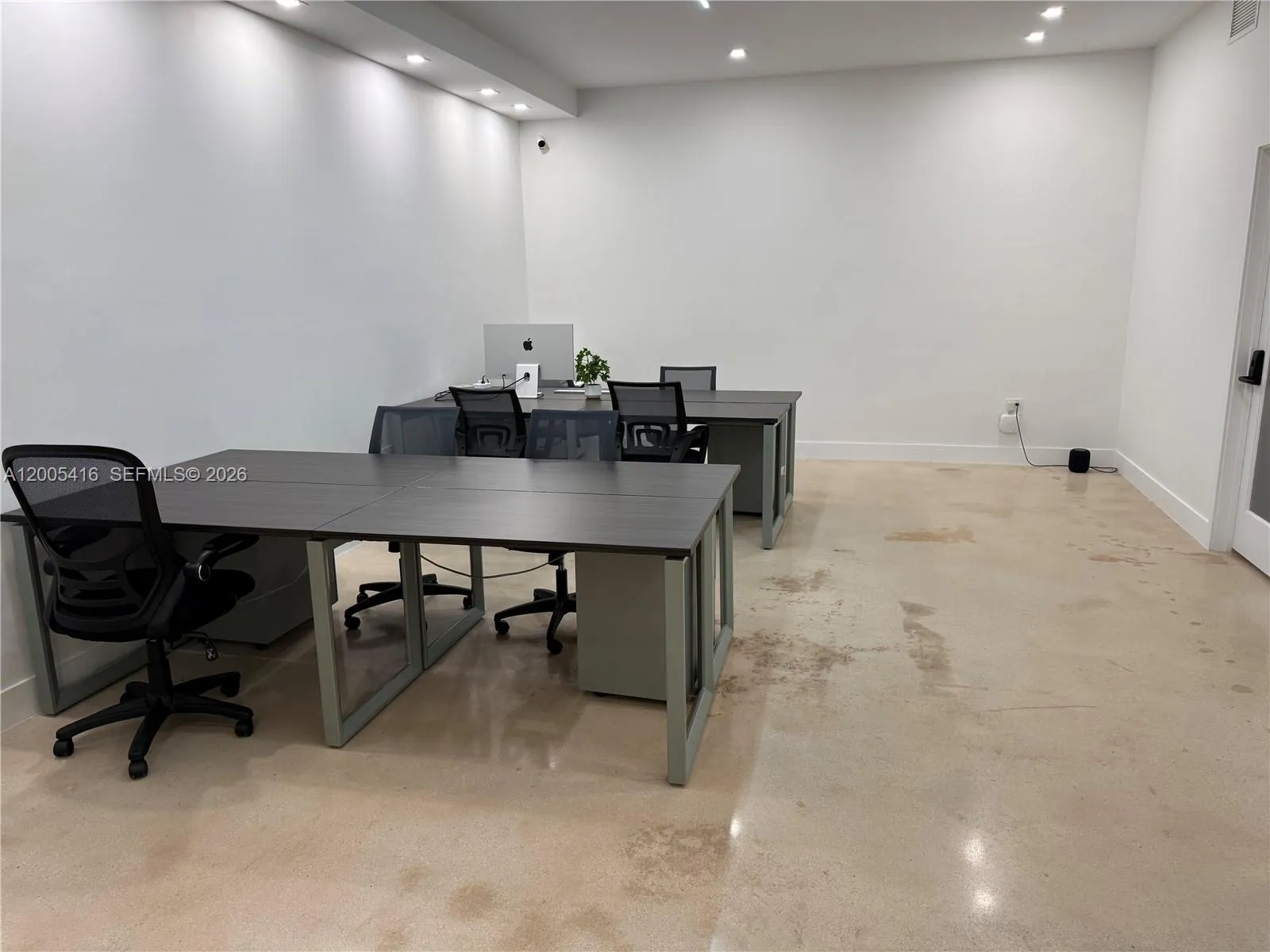 5520-5522 Nw 72nd Ave 5520, Miami, Florida 33166, Miami, Florida 33166, ,Commercial Sale,For Sale,5520-5522 Nw 72nd Ave 5520, Miami, Florida 33166,A12005416