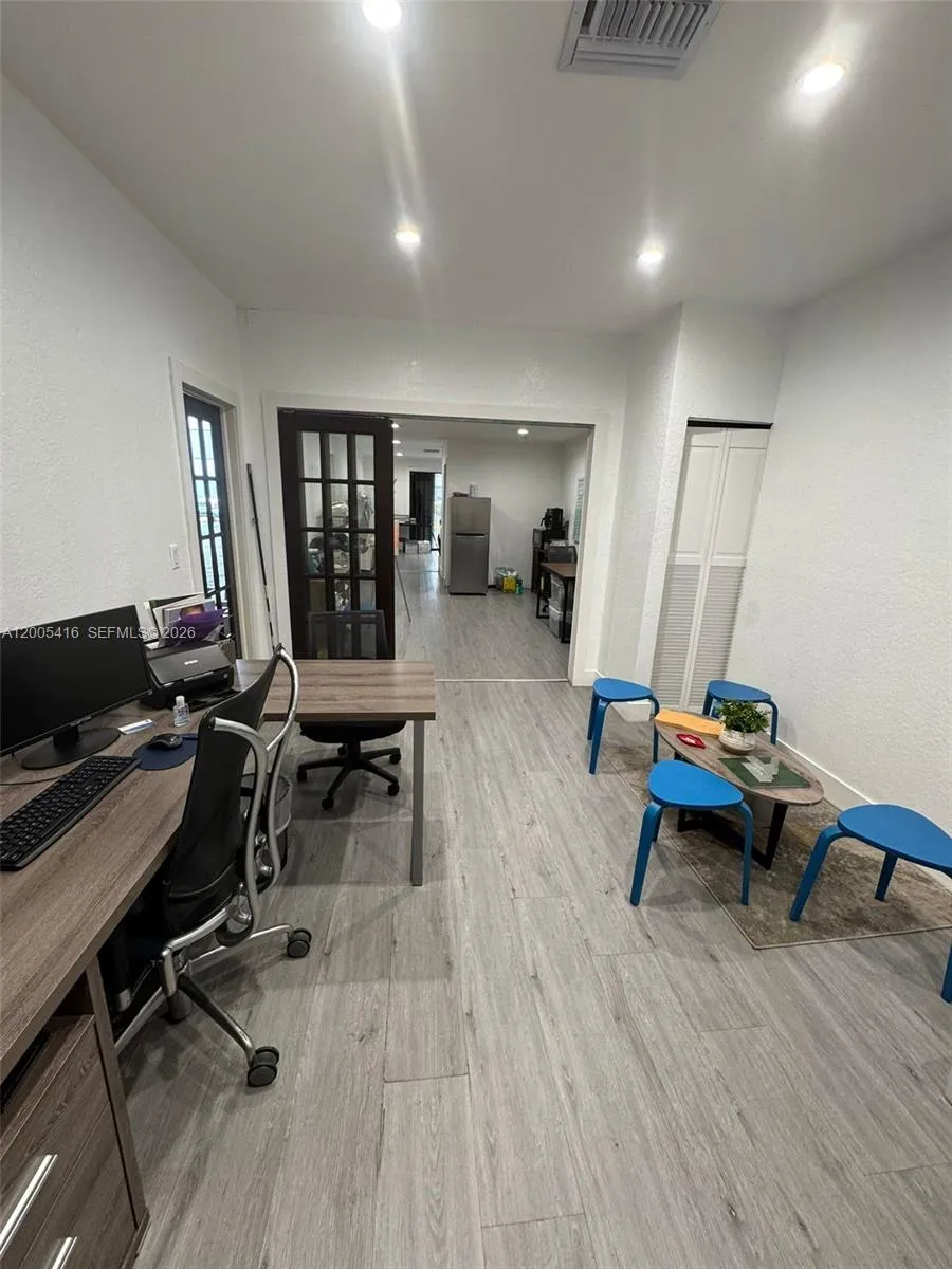 5520-5522 Nw 72nd Ave 5520, Miami, Florida 33166, Miami, Florida 33166, ,Commercial Sale,For Sale,5520-5522 Nw 72nd Ave 5520, Miami, Florida 33166,A12005416