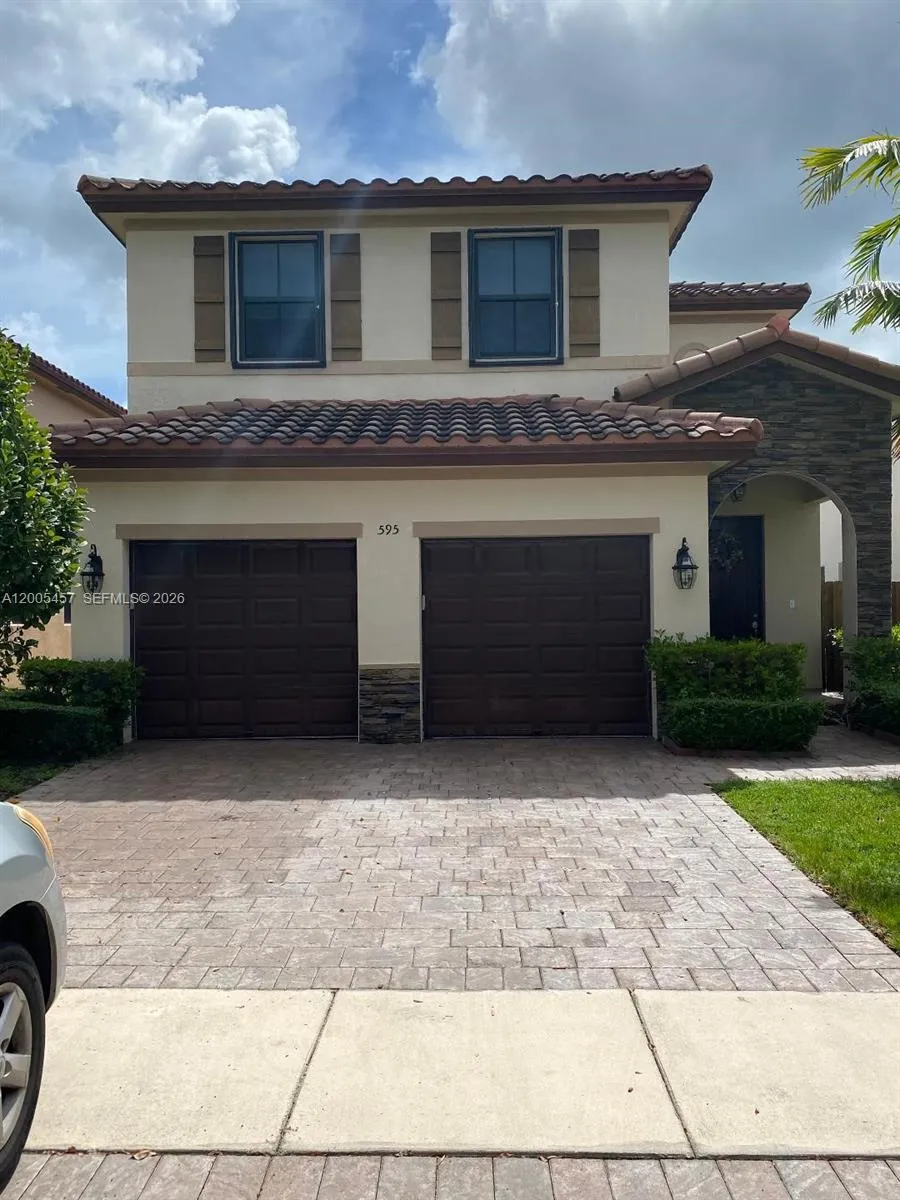 595 Se 33rd Ter, Homestead, Florida 33033, Homestead, Florida 33033, 5 Bedrooms Bedrooms, ,3 BathroomsBathrooms,Residential,For Sale,595 Se 33rd Ter, Homestead, Florida 33033,A12005457