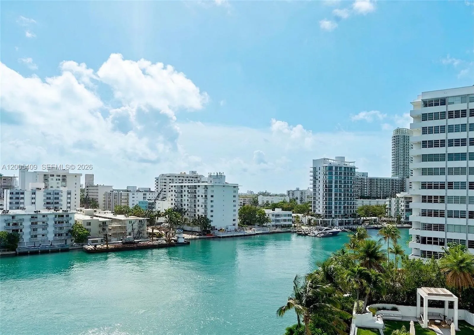10 Venetian Way 804, Miami Beach, Florida 33139, Miami Beach, Florida 33139, 3 Bedrooms Bedrooms, ,3 BathroomsBathrooms,Residential,For Sale,10 Venetian Way 804, Miami Beach, Florida 33139,A12005409