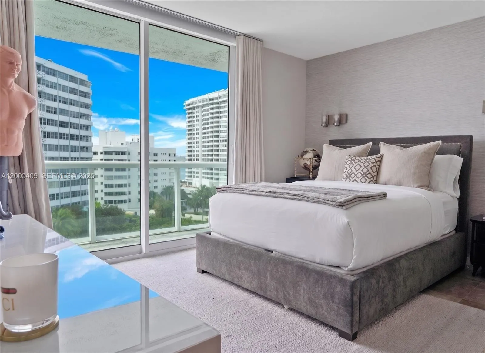10 Venetian Way 804, Miami Beach, Florida 33139, Miami Beach, Florida 33139, 3 Bedrooms Bedrooms, ,3 BathroomsBathrooms,Residential,For Sale,10 Venetian Way 804, Miami Beach, Florida 33139,A12005409