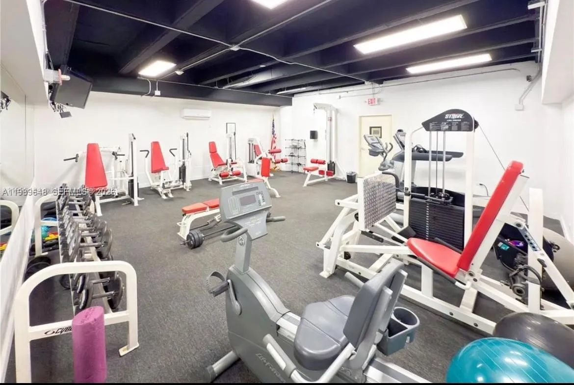 700 Biltmore Way 1112, Coral Gables, Florida 33134, Coral Gables, Florida 33134, 1 Bedroom Bedrooms, ,1 BathroomBathrooms,Residential Lease,For Rent,700 Biltmore Way 1112, Coral Gables, Florida 33134,A11989648