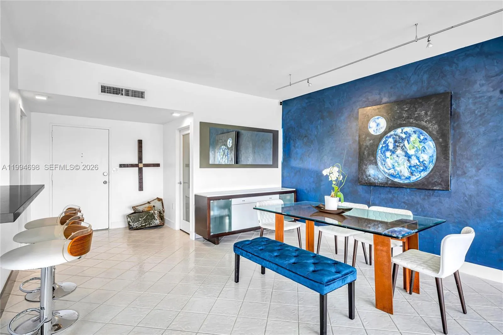 9102 W Bay Harbor Dr 3-c, Bay Harbor Islands, Flor, Bay Harbor Islands, Florida 33154, 1 Bedroom Bedrooms, ,1 BathroomBathrooms,Residential,For Sale,9102 W Bay Harbor Dr 3-c, Bay Harbor Islands, Flor,A11994698