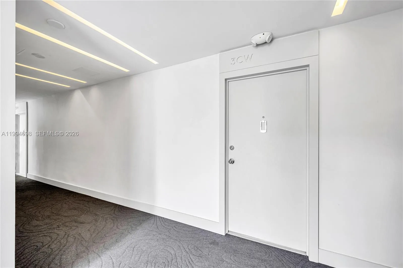 9102 W Bay Harbor Dr 3-c, Bay Harbor Islands, Flor, Bay Harbor Islands, Florida 33154, 1 Bedroom Bedrooms, ,1 BathroomBathrooms,Residential,For Sale,9102 W Bay Harbor Dr 3-c, Bay Harbor Islands, Flor,A11994698