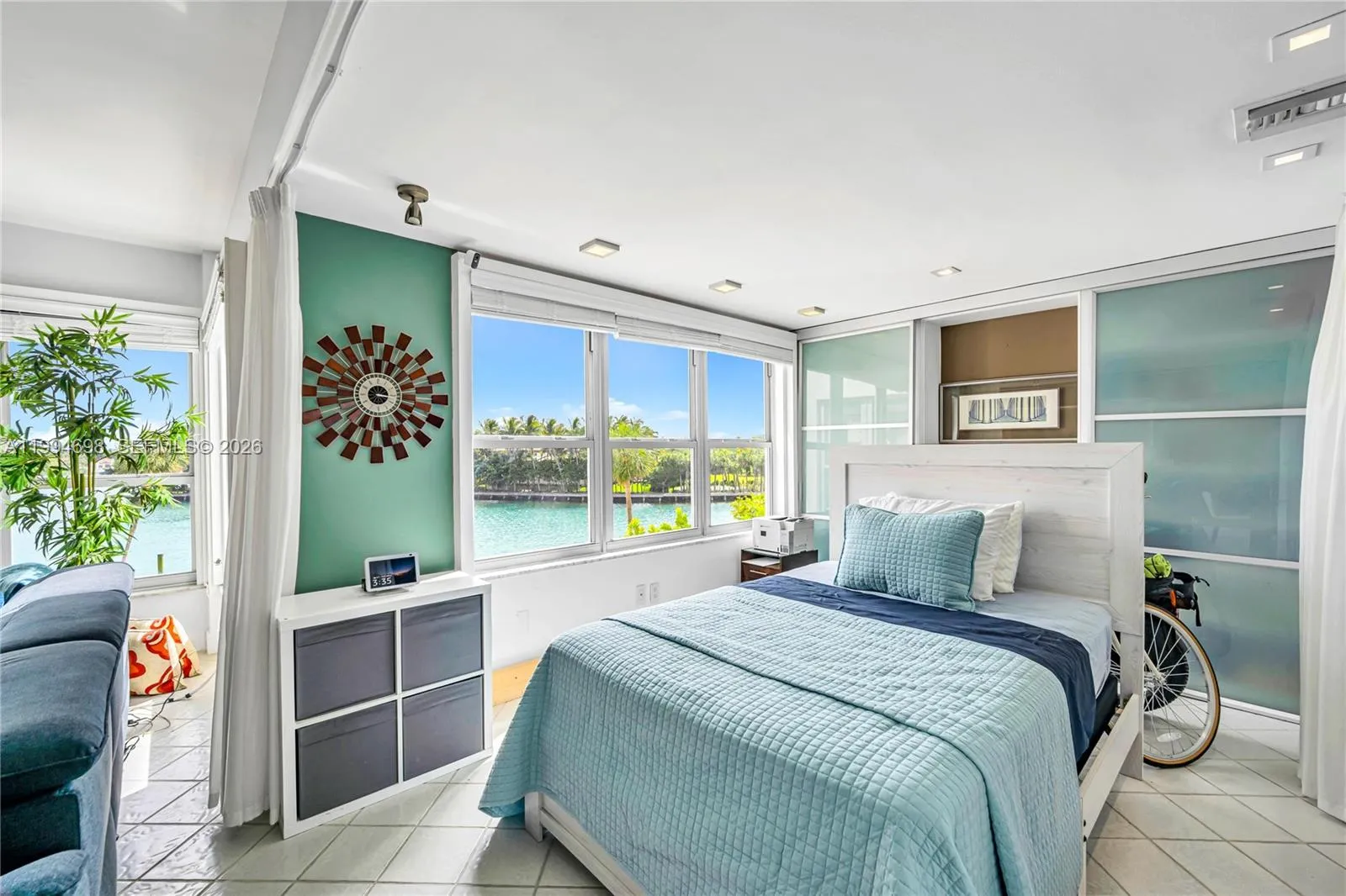 9102 W Bay Harbor Dr 3-c, Bay Harbor Islands, Flor, Bay Harbor Islands, Florida 33154, 1 Bedroom Bedrooms, ,1 BathroomBathrooms,Residential,For Sale,9102 W Bay Harbor Dr 3-c, Bay Harbor Islands, Flor,A11994698