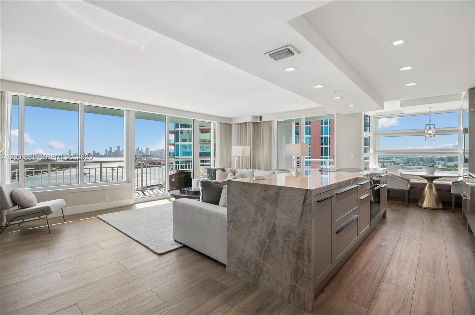400 S Pointe Dr 2309, Miami Beach, Florida 33139, Miami Beach, Florida 33139, 2 Bedrooms Bedrooms, ,2 BathroomsBathrooms,Residential,For Sale,400 S Pointe Dr 2309, Miami Beach, Florida 33139,A12003830