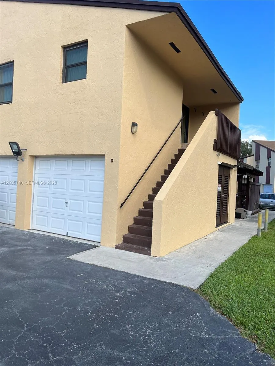 6661 Sw 137th Ct 8d, Miami, Florida 33183, Miami, Florida 33183, 3 Bedrooms Bedrooms, ,2 BathroomsBathrooms,Residential Lease,For Rent,6661 Sw 137th Ct 8d, Miami, Florida 33183,A12005740