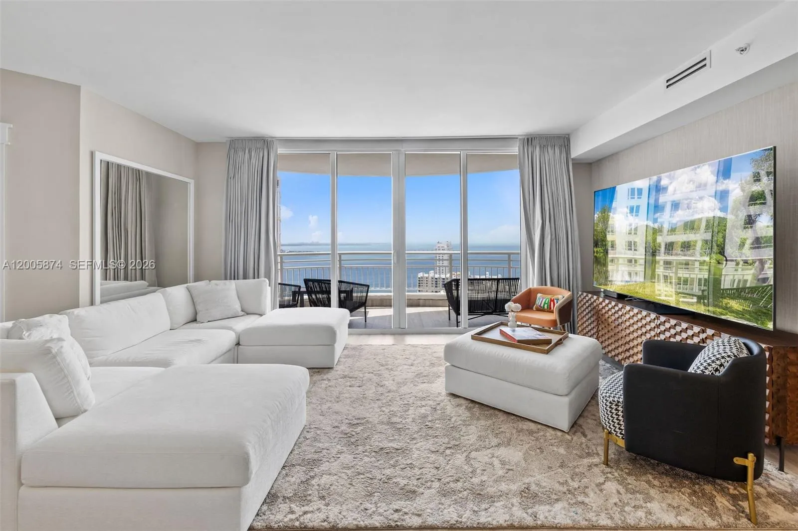 848 Brickell Key Dr 3403, Miami, Florida 33131, Miami, Florida 33131, 1 Bedroom Bedrooms, ,1 BathroomBathrooms,Residential,For Sale,848 Brickell Key Dr 3403, Miami, Florida 33131,A12005874