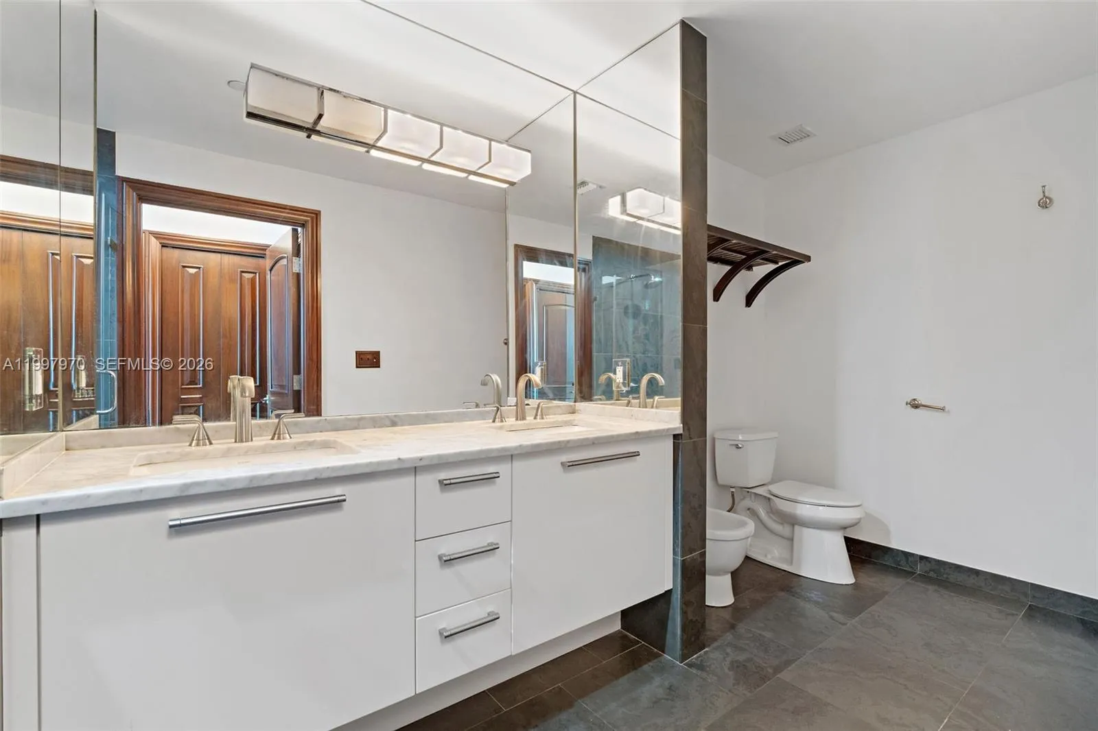 900 Biscayne Blvd 3502, Miami, Florida 33132, Miami, Florida 33132, 2 Bedrooms Bedrooms, ,3 BathroomsBathrooms,Residential,For Sale,900 Biscayne Blvd 3502, Miami, Florida 33132,A11997970