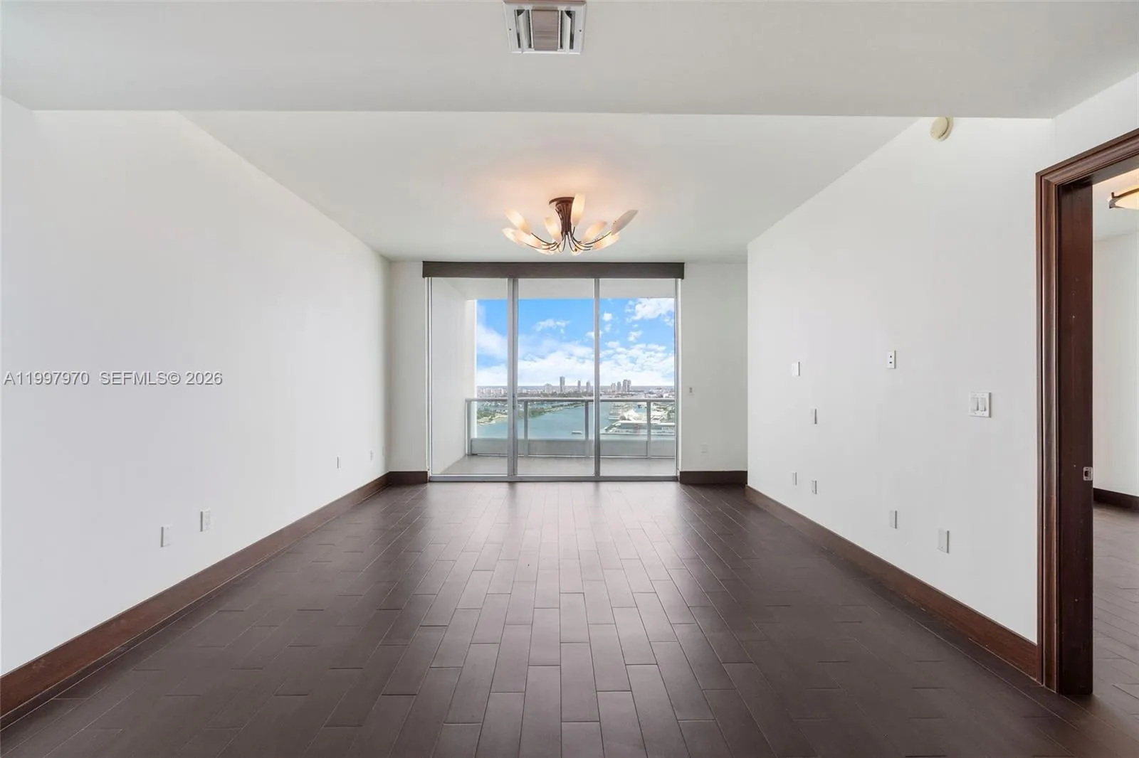 900 Biscayne Blvd 3502, Miami, Florida 33132, Miami, Florida 33132, 2 Bedrooms Bedrooms, ,3 BathroomsBathrooms,Residential,For Sale,900 Biscayne Blvd 3502, Miami, Florida 33132,A11997970
