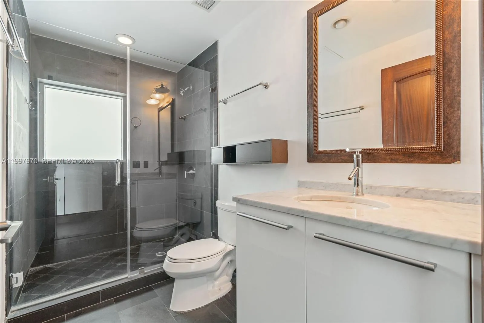 900 Biscayne Blvd 3502, Miami, Florida 33132, Miami, Florida 33132, 2 Bedrooms Bedrooms, ,3 BathroomsBathrooms,Residential,For Sale,900 Biscayne Blvd 3502, Miami, Florida 33132,A11997970