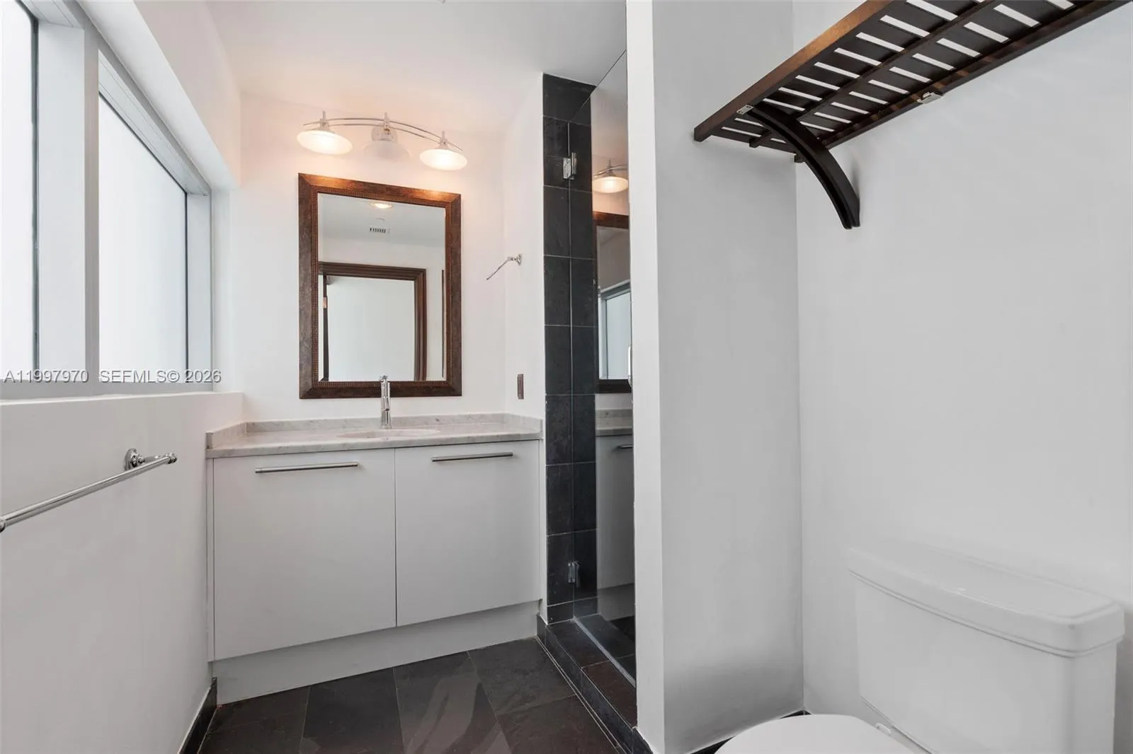 900 Biscayne Blvd 3502, Miami, Florida 33132, Miami, Florida 33132, 2 Bedrooms Bedrooms, ,3 BathroomsBathrooms,Residential,For Sale,900 Biscayne Blvd 3502, Miami, Florida 33132,A11997970