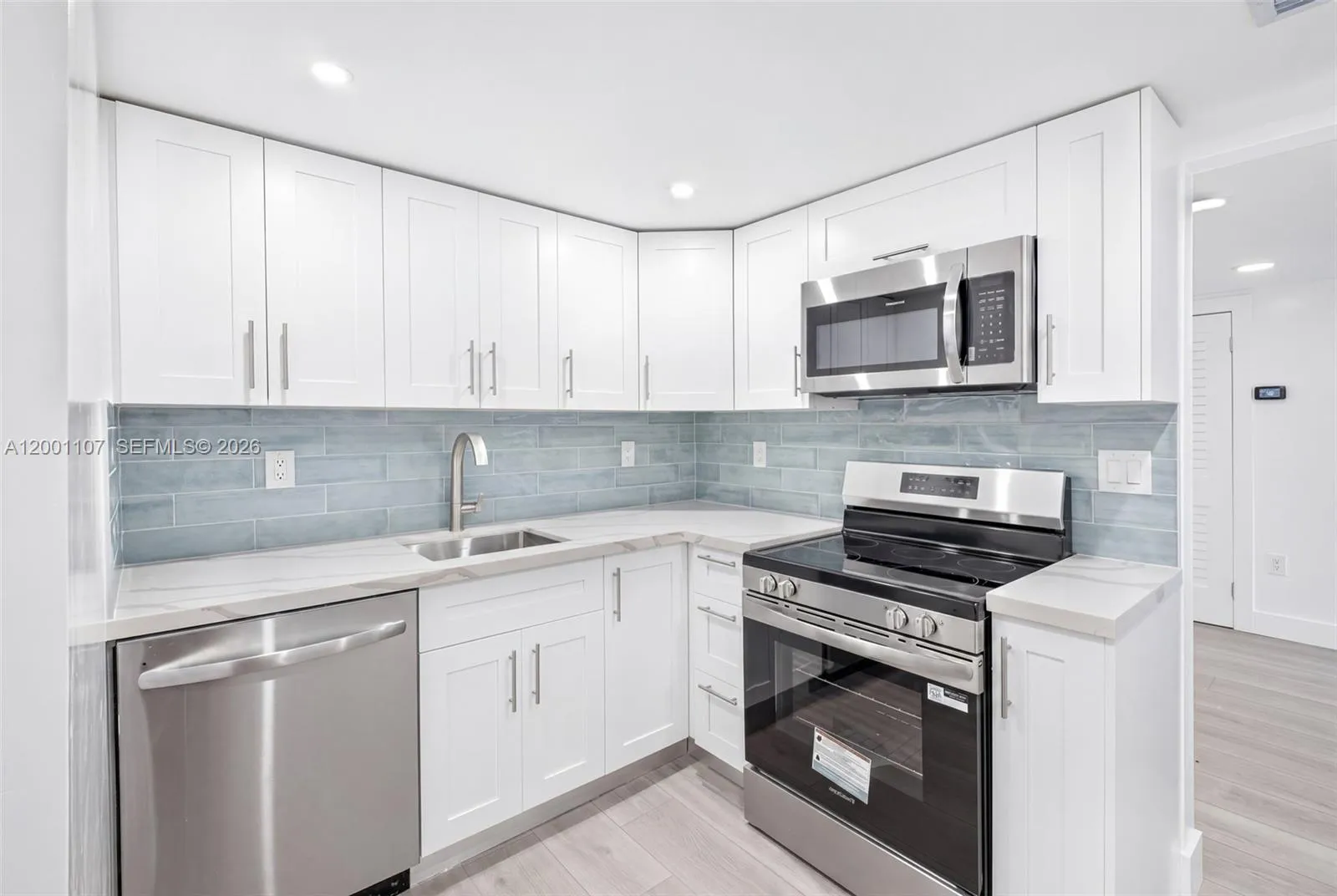 3582 Ne 171st St 207, North Miami Beach, Florida 3, North Miami Beach, Florida 33160, 2 Bedrooms Bedrooms, ,2 BathroomsBathrooms,Residential Lease,For Rent,3582 Ne 171st St 207, North Miami Beach, Florida 3,A12001107