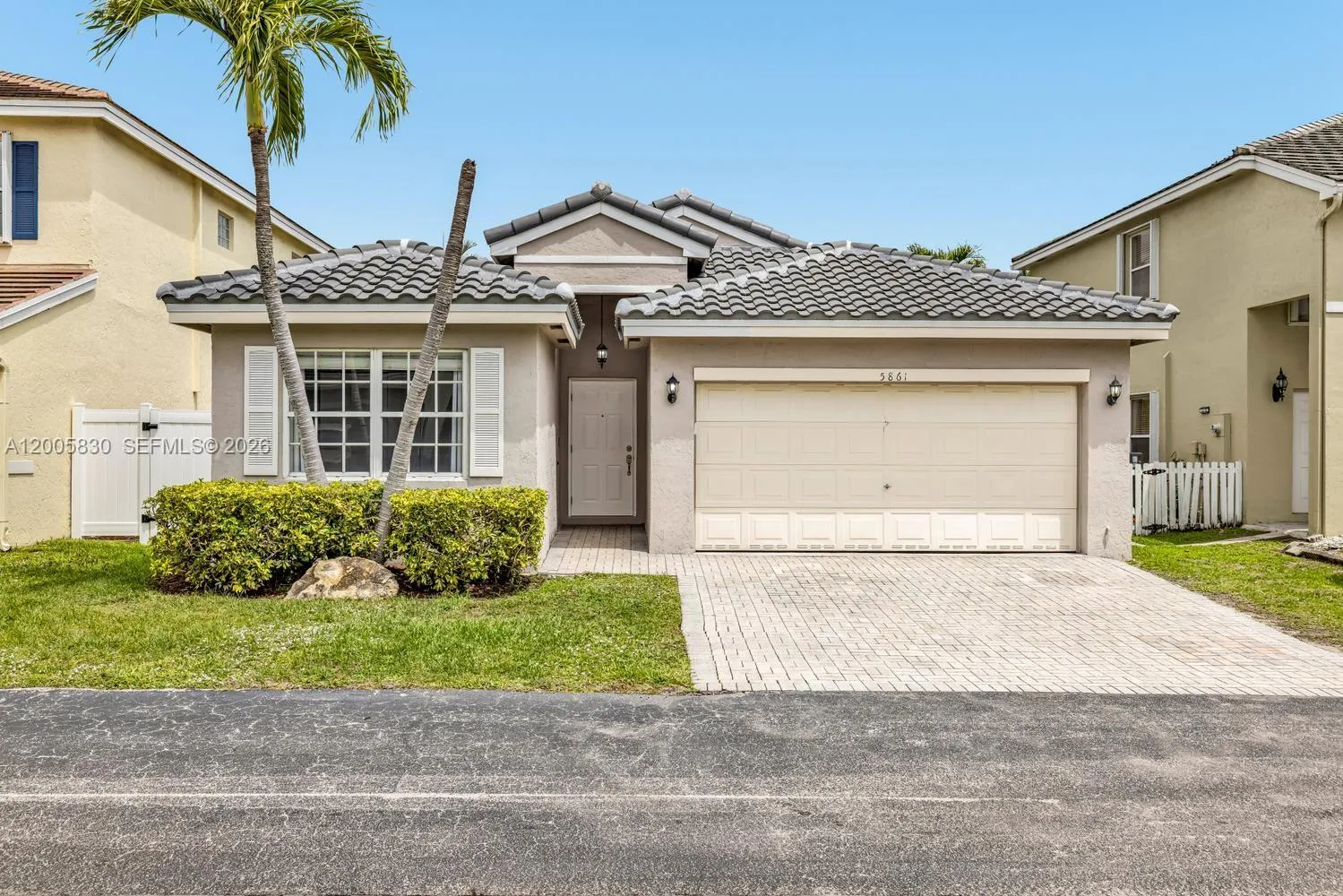 5861 S Sable Cir, Margate, Florida 33063, Margate, Florida 33063, 3 Bedrooms Bedrooms, ,2 BathroomsBathrooms,Residential,For Sale,5861 S Sable Cir, Margate, Florida 33063,A12005830