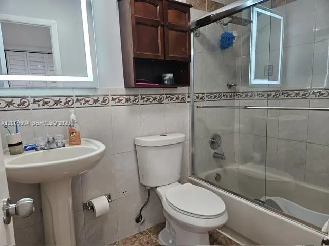 11734 Sw 112th Ln, Miami, Florida 33186, Miami, Florida 33186, 2 Bedrooms Bedrooms, ,2 BathroomsBathrooms,Residential,For Sale,11734 Sw 112th Ln, Miami, Florida 33186,A12005864