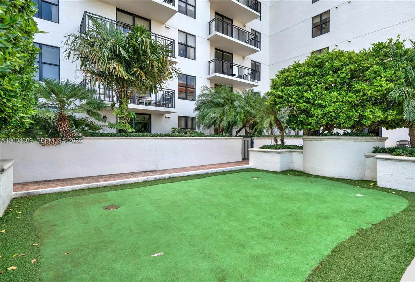 888 S Douglas Rd 1512, Coral Gables, Florida 33134, Coral Gables, Florida 33134, 1 Bedroom Bedrooms, ,1 BathroomBathrooms,Residential,For Sale,888 S Douglas Rd 1512, Coral Gables, Florida 33134,A12004369
