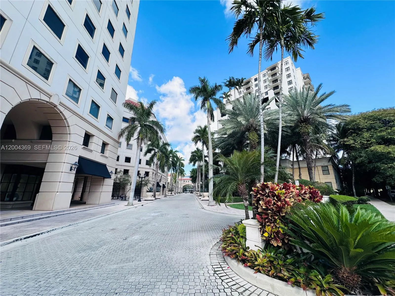 888 S Douglas Rd 1512, Coral Gables, Florida 33134, Coral Gables, Florida 33134, 1 Bedroom Bedrooms, ,1 BathroomBathrooms,Residential,For Sale,888 S Douglas Rd 1512, Coral Gables, Florida 33134,A12004369