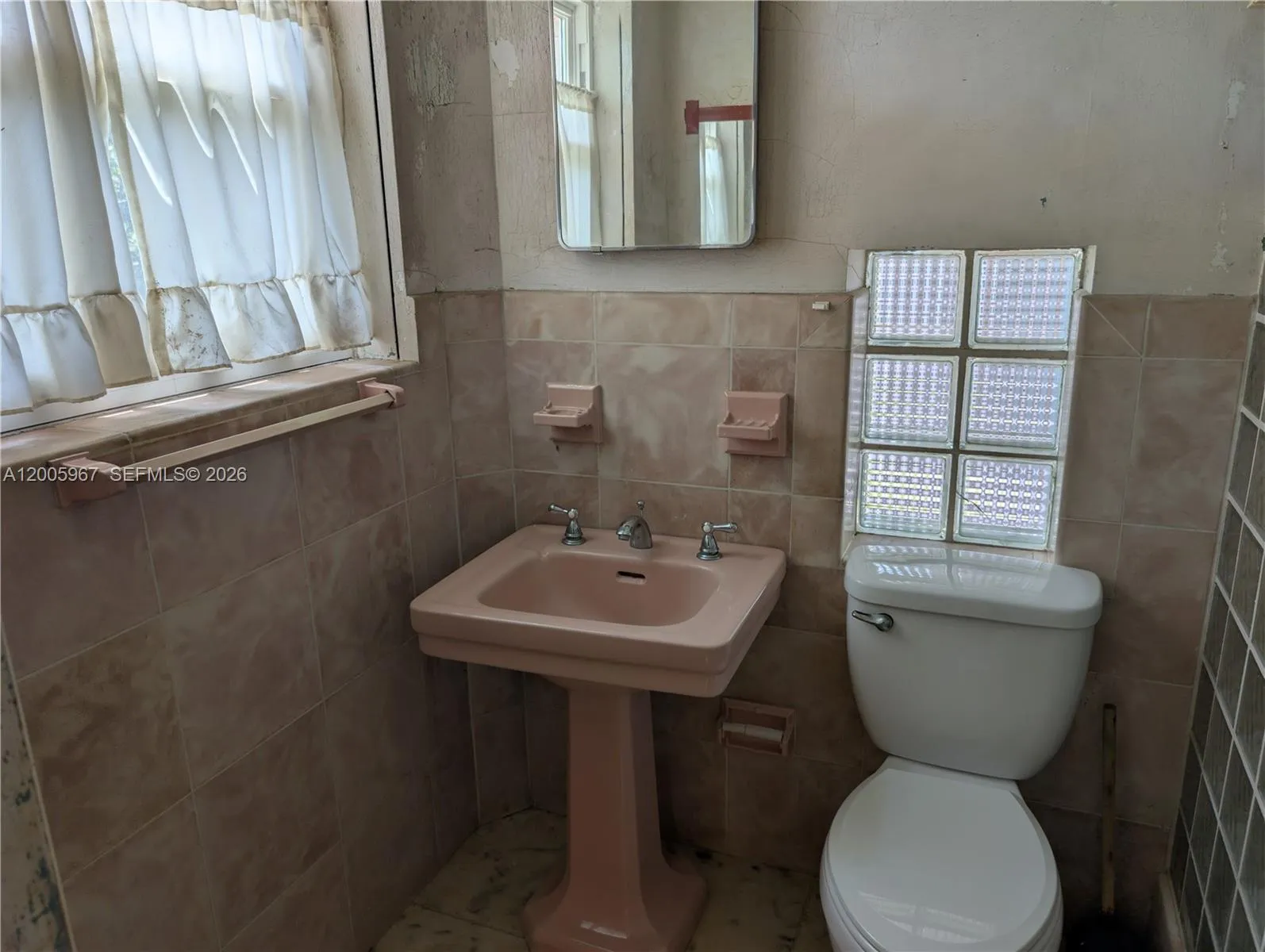 1126 Se 2nd Ave, Fort Lauderdale, Florida 33316, Fort Lauderdale, Florida 33316, ,Residential Income,For Sale,1126 Se 2nd Ave, Fort Lauderdale, Florida 33316,A12005967