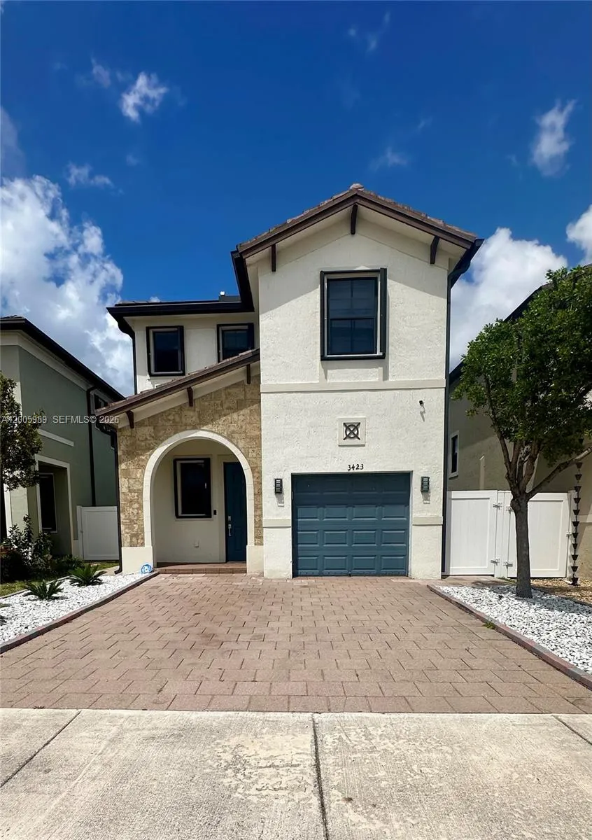 3423 W 110th St ., Hialeah, Florida 33018, Hialeah, Florida 33018, 3 Bedrooms Bedrooms, ,2 BathroomsBathrooms,Residential Lease,For Rent,3423 W 110th St ., Hialeah, Florida 33018,A12005989