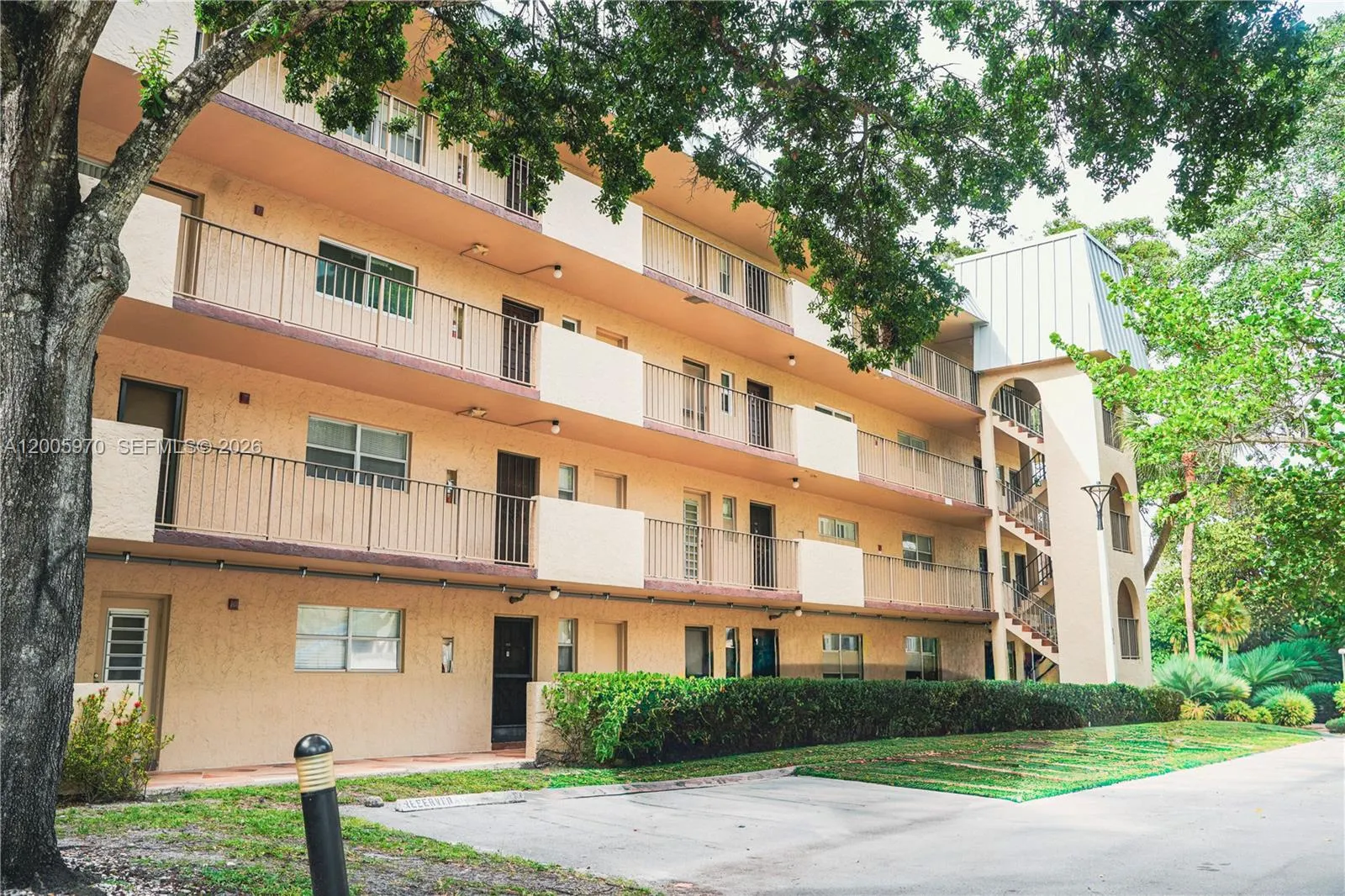 6001 N Falls Cir Dr 203, Lauderhill, Florida 33319, Lauderhill, Florida 33319, 2 Bedrooms Bedrooms, ,2 BathroomsBathrooms,Residential,For Sale,6001 N Falls Cir Dr 203, Lauderhill, Florida 33319,A12005970