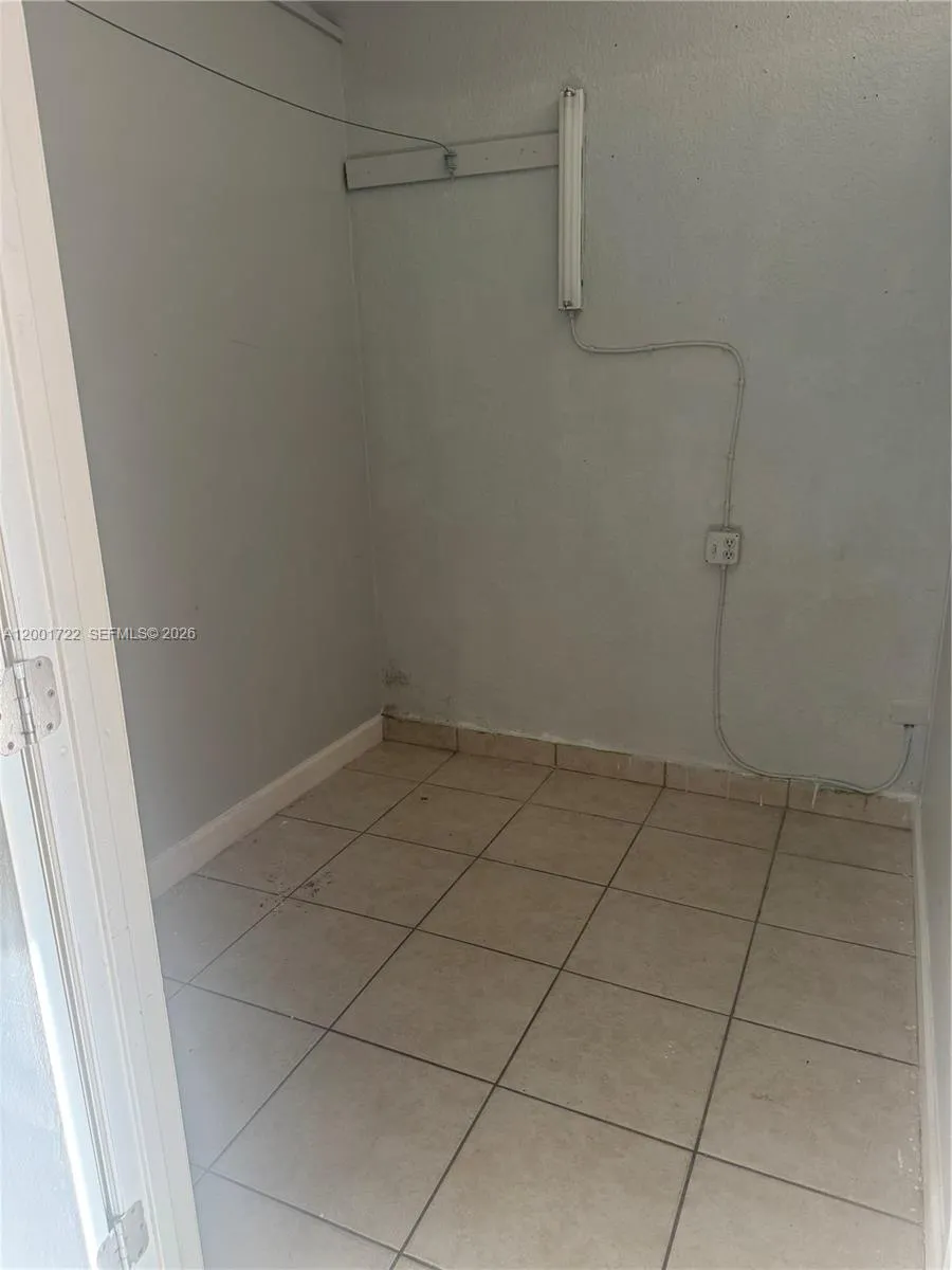 700 Palm Ave 702, Hialeah, Florida 33010, Hialeah, Florida 33010, ,Commercial Lease,For Rent,700 Palm Ave 702, Hialeah, Florida 33010,A12001722