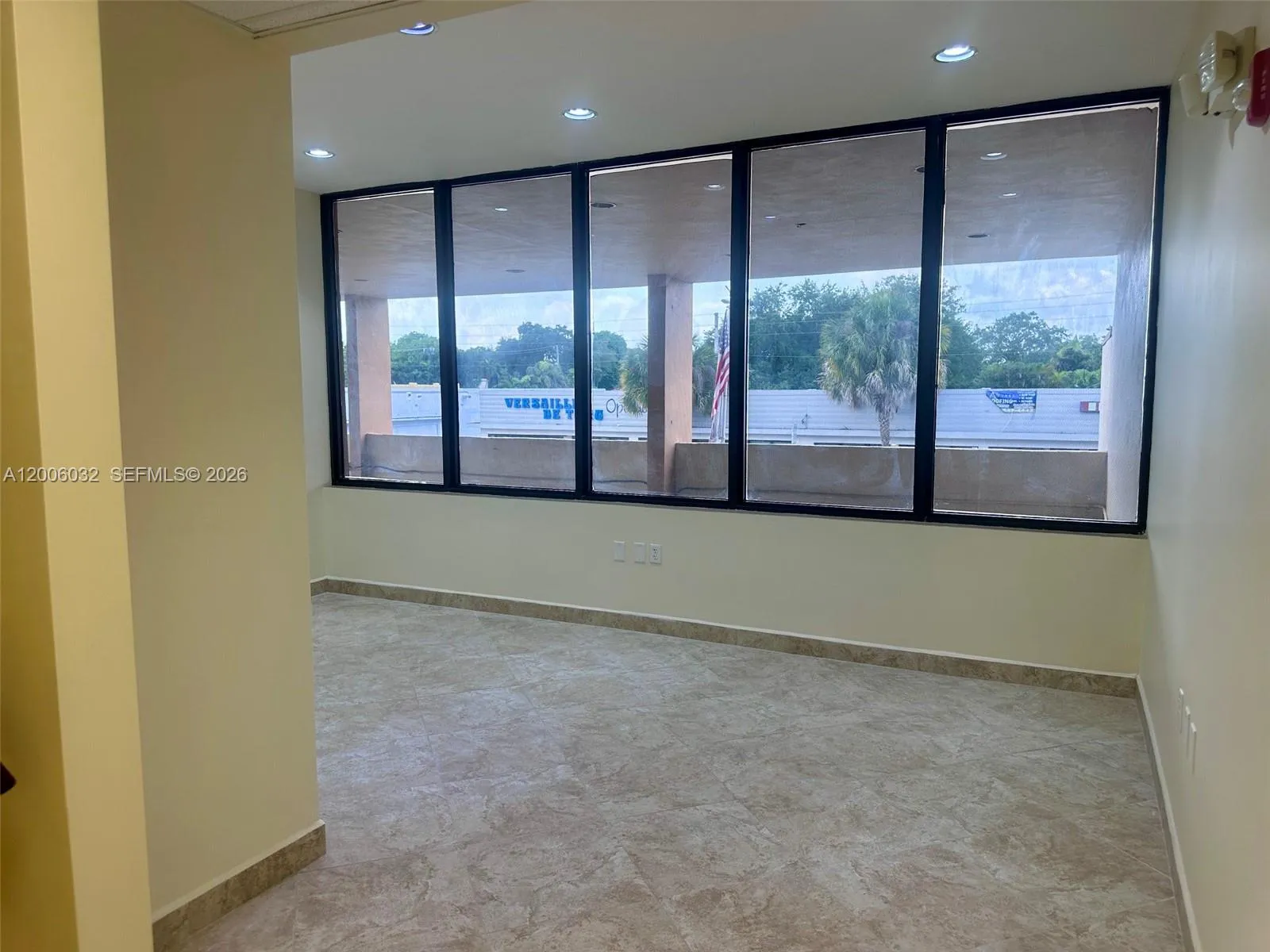 5455 Sw 8 St 215, Miami, Florida 33134, Miami, Florida 33134, ,Commercial Lease,For Rent,5455 Sw 8 St 215, Miami, Florida 33134,A12006032
