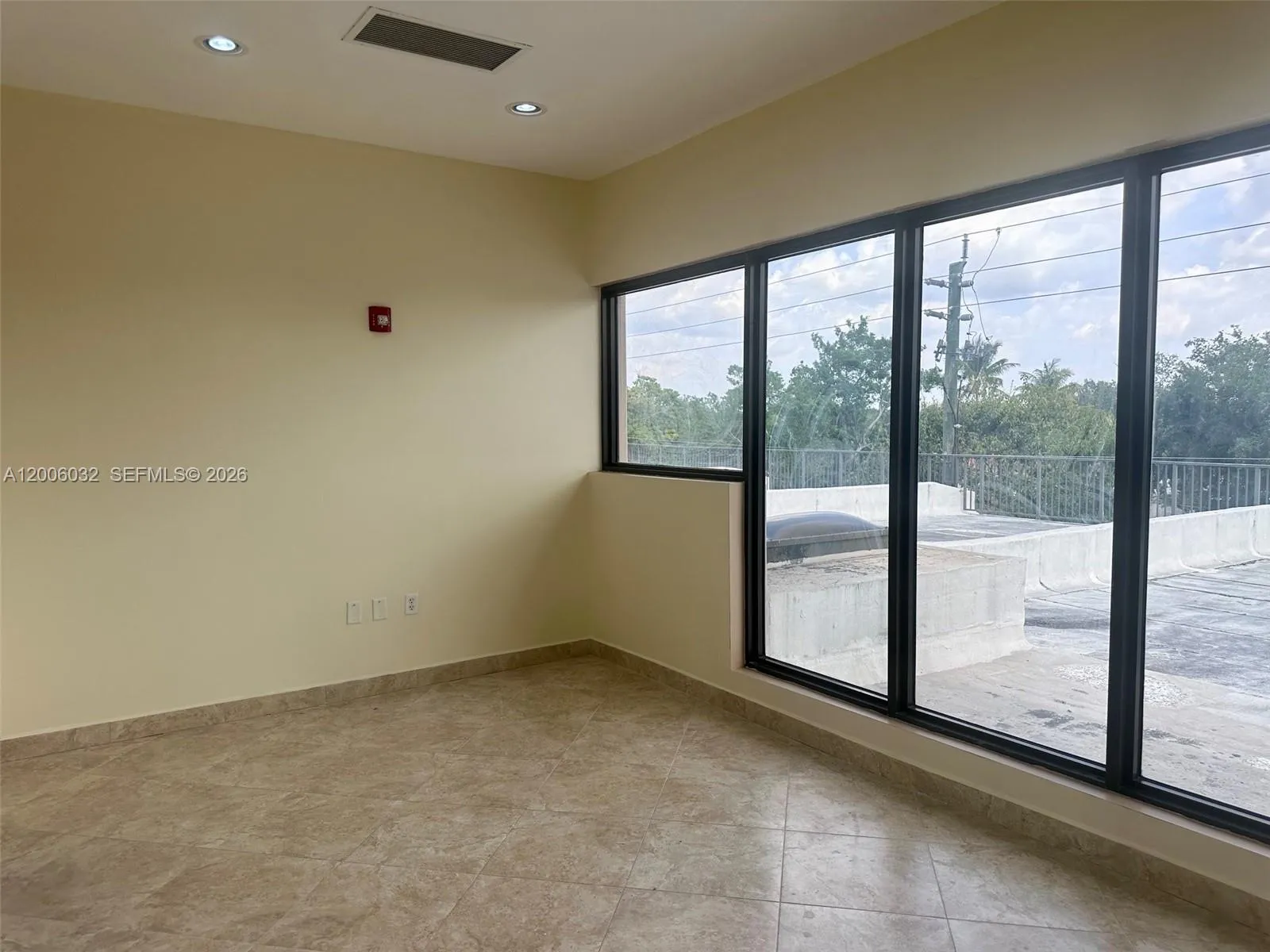 5455 Sw 8 St 215, Miami, Florida 33134, Miami, Florida 33134, ,Commercial Lease,For Rent,5455 Sw 8 St 215, Miami, Florida 33134,A12006032