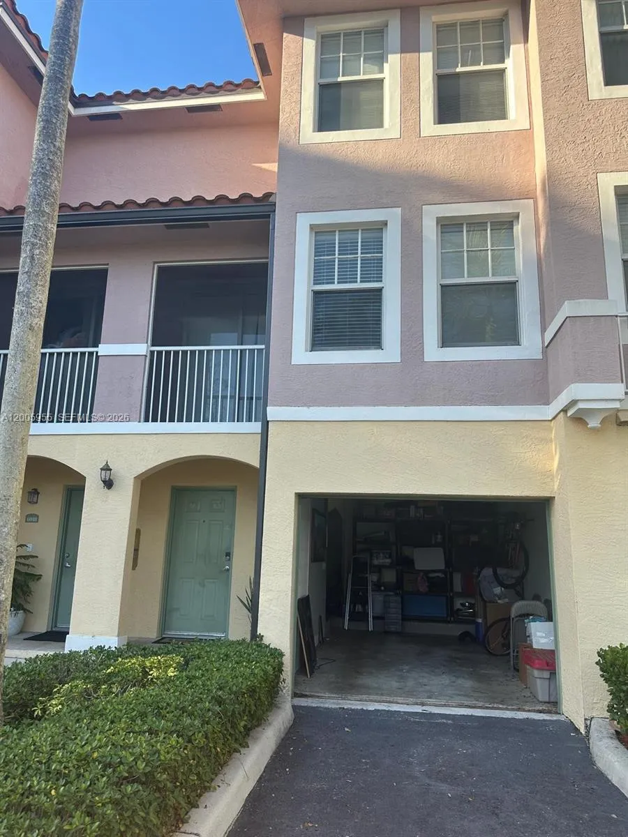 6920 W Sample Rd 6920, Coral Springs, Florida 3306, Coral Springs, Florida 33067, 3 Bedrooms Bedrooms, ,2 BathroomsBathrooms,Residential Lease,For Rent,6920 W Sample Rd 6920, Coral Springs, Florida 3306,A12005955