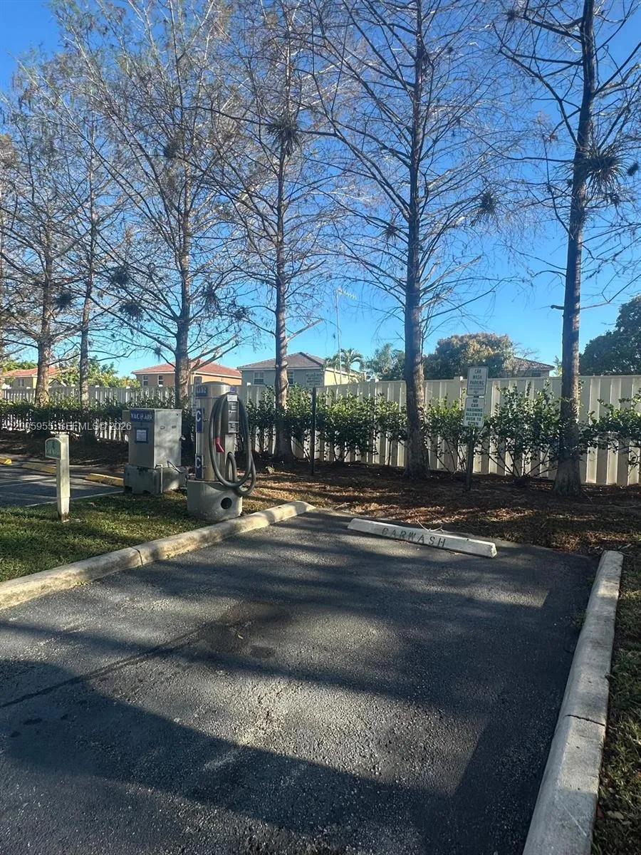 6920 W Sample Rd 6920, Coral Springs, Florida 3306, Coral Springs, Florida 33067, 3 Bedrooms Bedrooms, ,2 BathroomsBathrooms,Residential Lease,For Rent,6920 W Sample Rd 6920, Coral Springs, Florida 3306,A12005955