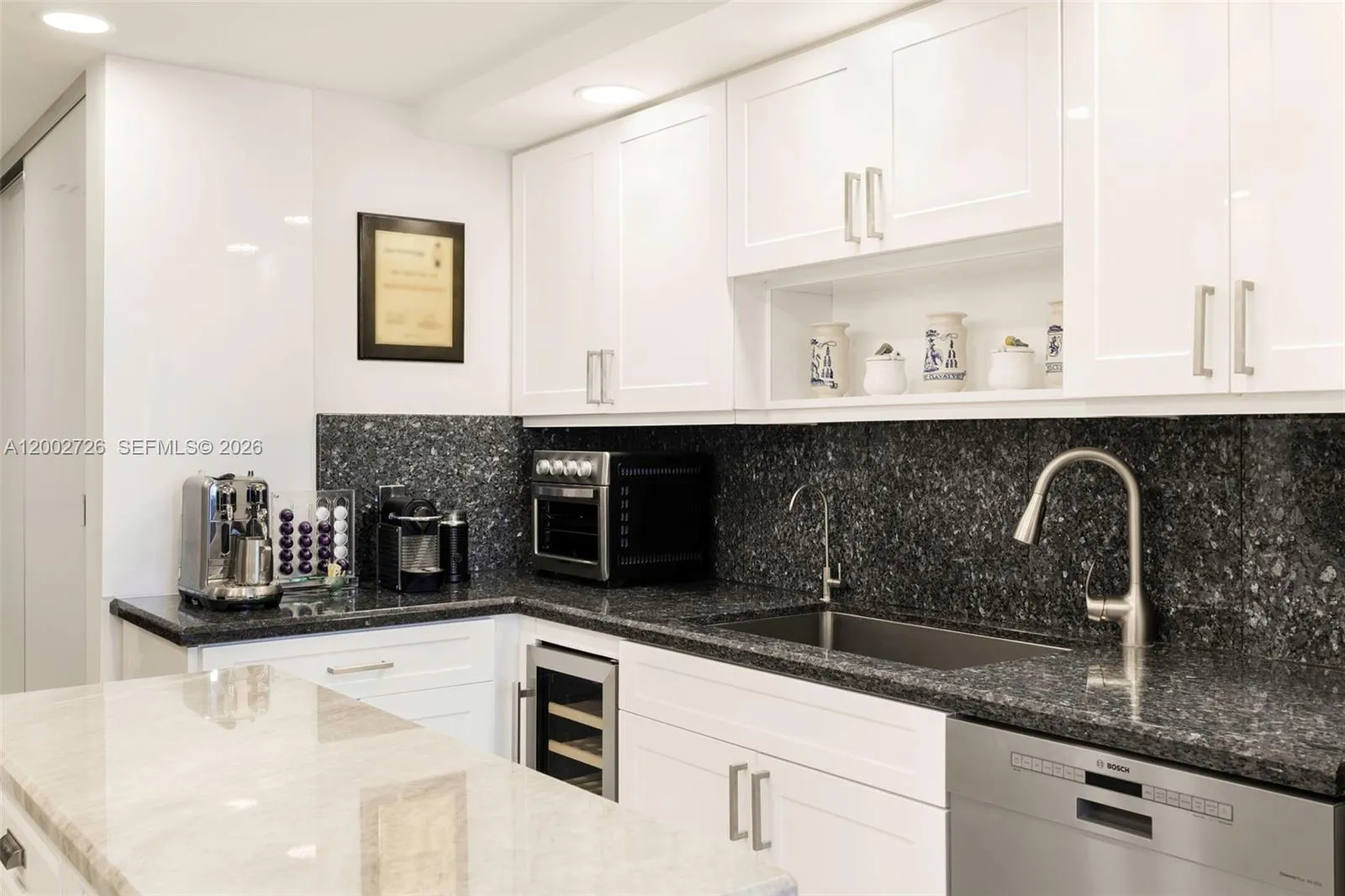 2 Grove Isle Dr B1109, Coconut Grove, Florida 3313, Coconut Grove, Florida 33133, 3 Bedrooms Bedrooms, ,2 BathroomsBathrooms,Residential,For Sale,2 Grove Isle Dr B1109, Coconut Grove, Florida 3313,A12002726