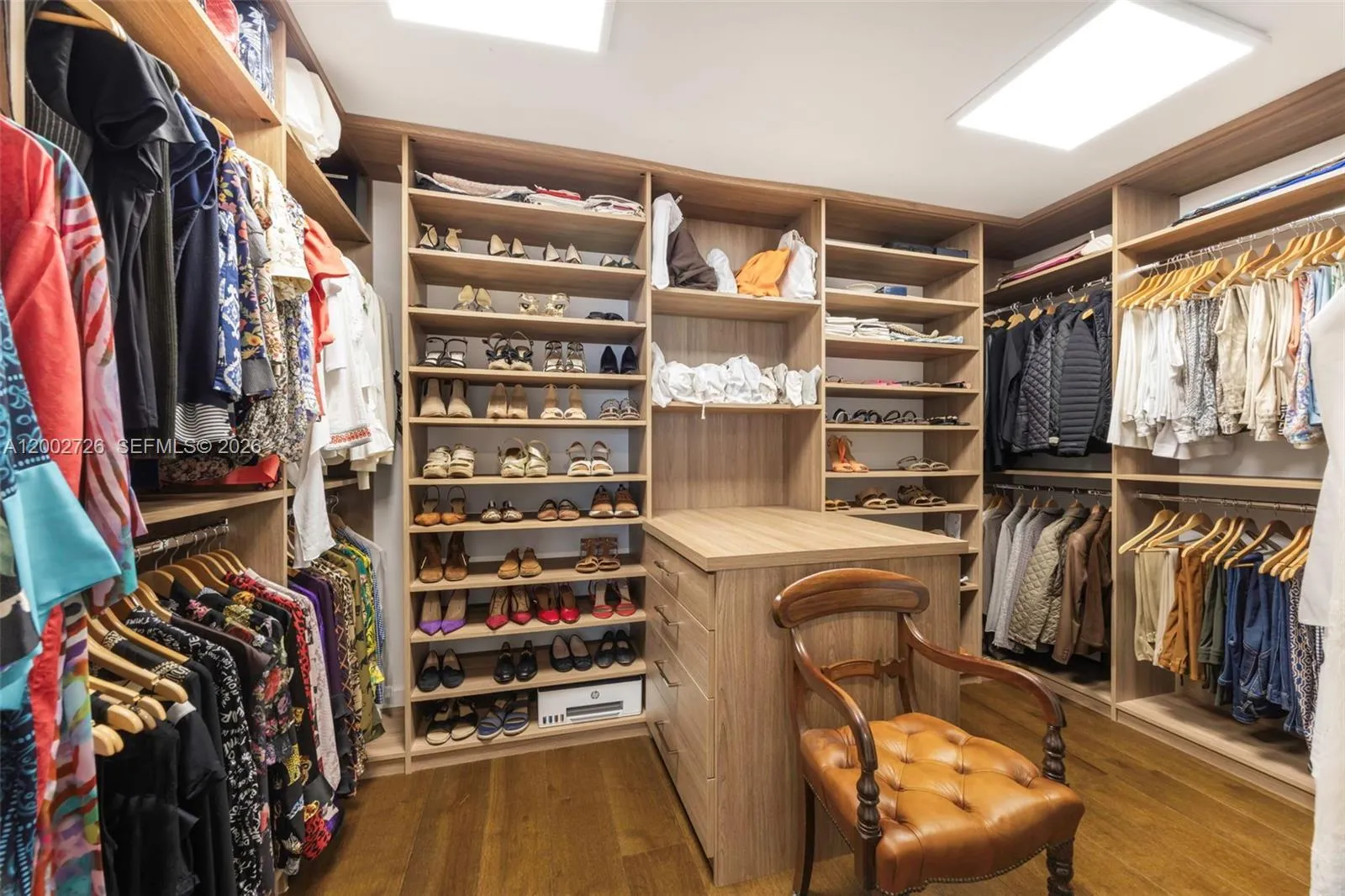 2 Grove Isle Dr B1109, Coconut Grove, Florida 3313, Coconut Grove, Florida 33133, 3 Bedrooms Bedrooms, ,2 BathroomsBathrooms,Residential,For Sale,2 Grove Isle Dr B1109, Coconut Grove, Florida 3313,A12002726