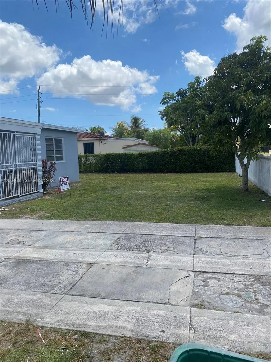 14315 Nw 12th Ave, Miami, Florida 33168, Miami, Florida 33168, 2 Bedrooms Bedrooms, ,1 BathroomBathrooms,Residential Lease,For Rent,14315 Nw 12th Ave, Miami, Florida 33168,A12004693