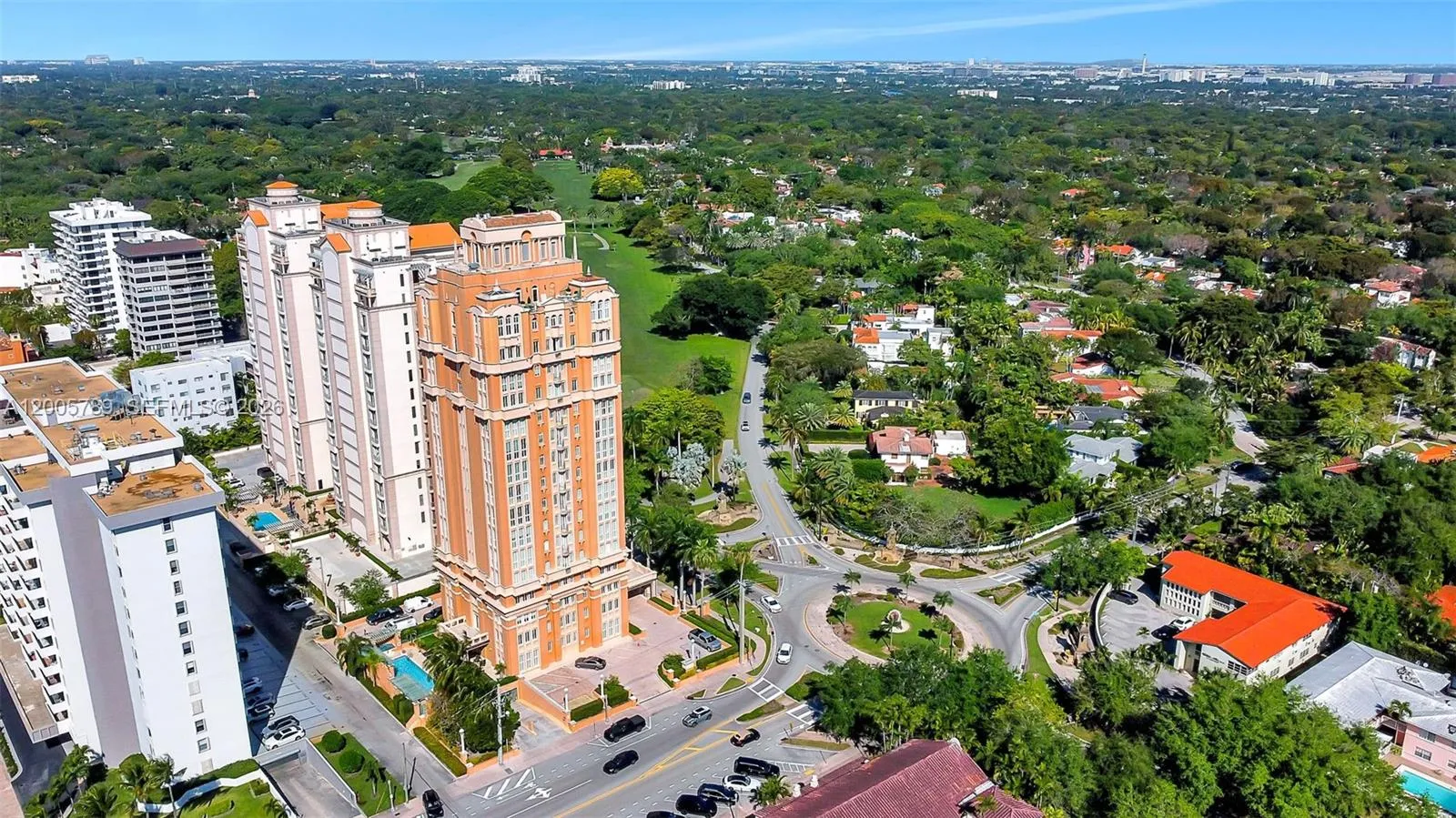 600 Coral Way 5, Coral Gables, Florida 33134, Coral Gables, Florida 33134, 3 Bedrooms Bedrooms, ,3 BathroomsBathrooms,Residential,For Sale,600 Coral Way 5, Coral Gables, Florida 33134,A12005789