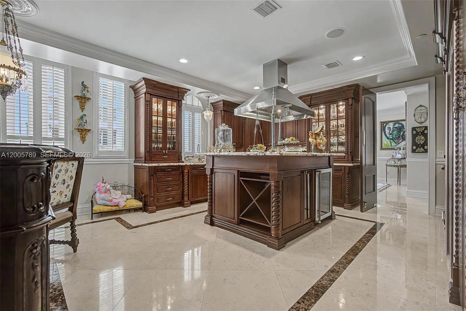 600 Coral Way 5, Coral Gables, Florida 33134, Coral Gables, Florida 33134, 3 Bedrooms Bedrooms, ,3 BathroomsBathrooms,Residential,For Sale,600 Coral Way 5, Coral Gables, Florida 33134,A12005789