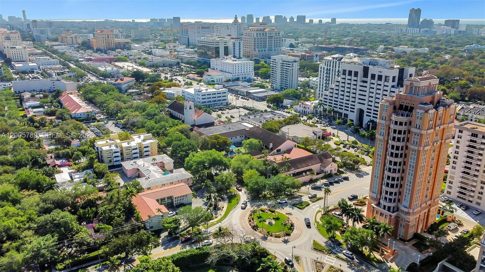 600 Coral Way 5, Coral Gables, Florida 33134, Coral Gables, Florida 33134, 3 Bedrooms Bedrooms, ,3 BathroomsBathrooms,Residential,For Sale,600 Coral Way 5, Coral Gables, Florida 33134,A12005789