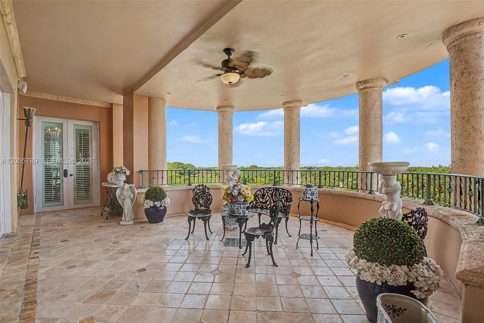 600 Coral Way 5, Coral Gables, Florida 33134, Coral Gables, Florida 33134, 3 Bedrooms Bedrooms, ,3 BathroomsBathrooms,Residential,For Sale,600 Coral Way 5, Coral Gables, Florida 33134,A12005789