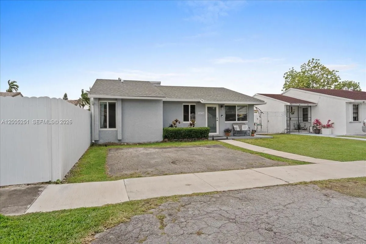 13226 Nw 5th Ter, Miami, Florida 33182, Miami, Florida 33182, 3 Bedrooms Bedrooms, ,2 BathroomsBathrooms,Residential,For Sale,13226 Nw 5th Ter, Miami, Florida 33182,A12005251