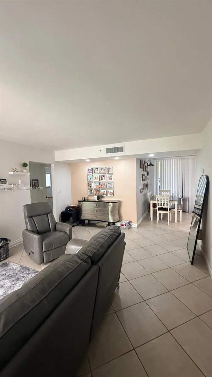 8650 Sw 133rd Ave Rd 213, Miami, Florida 33183, Miami, Florida 33183, 3 Bedrooms Bedrooms, ,2 BathroomsBathrooms,Residential,For Sale,8650 Sw 133rd Ave Rd 213, Miami, Florida 33183,A12005164