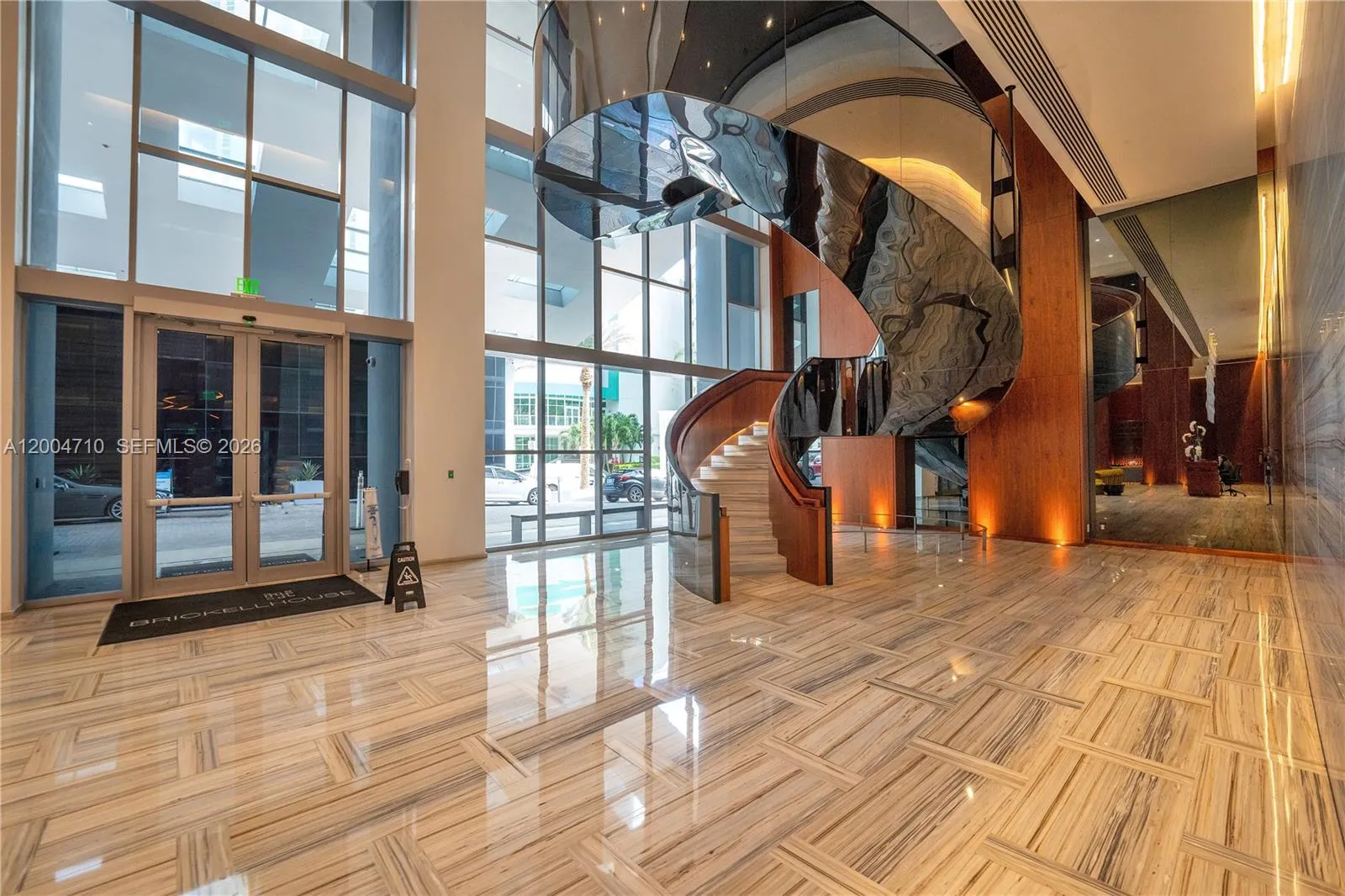 1300 Brickell Bay Dr 706, Miami, Florida 33131, Miami, Florida 33131, 1 Bedroom Bedrooms, ,1 BathroomBathrooms,Residential Lease,For Rent,1300 Brickell Bay Dr 706, Miami, Florida 33131,A12004710