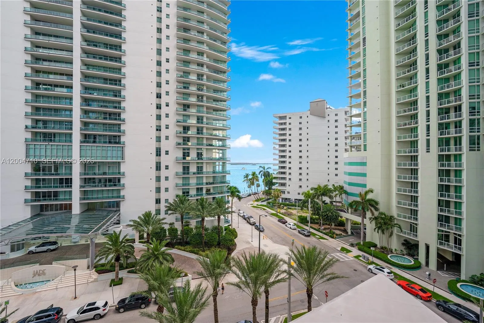 1300 Brickell Bay Dr 706, Miami, Florida 33131, Miami, Florida 33131, 1 Bedroom Bedrooms, ,1 BathroomBathrooms,Residential Lease,For Rent,1300 Brickell Bay Dr 706, Miami, Florida 33131,A12004710