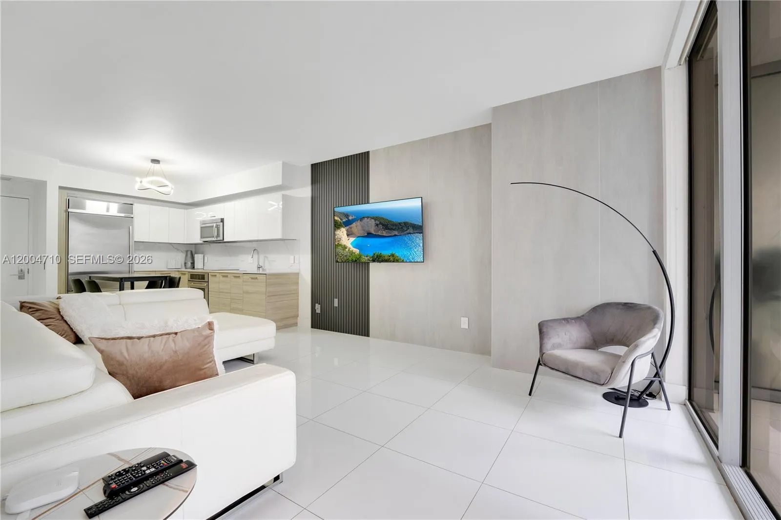1300 Brickell Bay Dr 706, Miami, Florida 33131, Miami, Florida 33131, 1 Bedroom Bedrooms, ,1 BathroomBathrooms,Residential Lease,For Rent,1300 Brickell Bay Dr 706, Miami, Florida 33131,A12004710