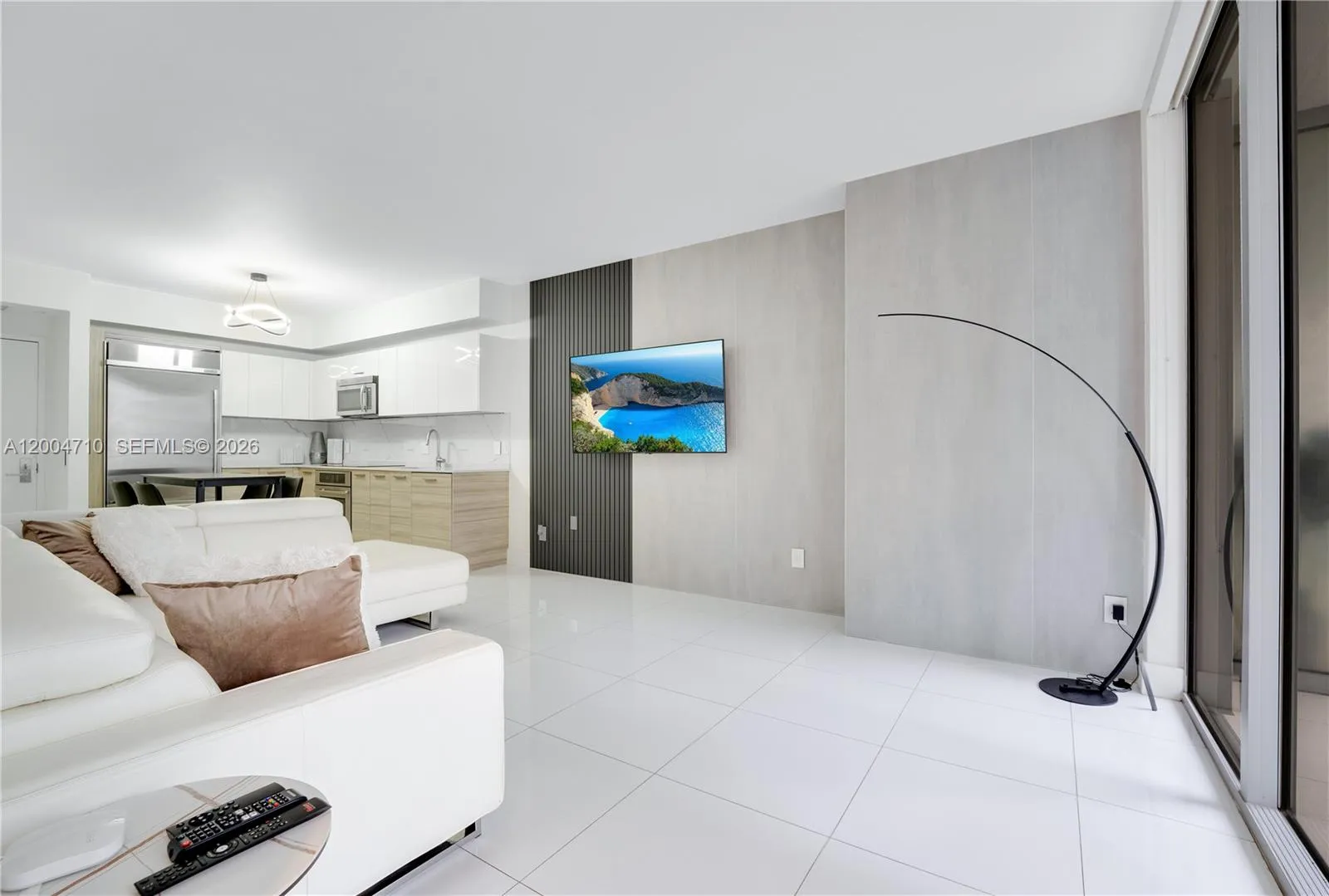 1300 Brickell Bay Dr 706, Miami, Florida 33131, Miami, Florida 33131, 1 Bedroom Bedrooms, ,1 BathroomBathrooms,Residential Lease,For Rent,1300 Brickell Bay Dr 706, Miami, Florida 33131,A12004710