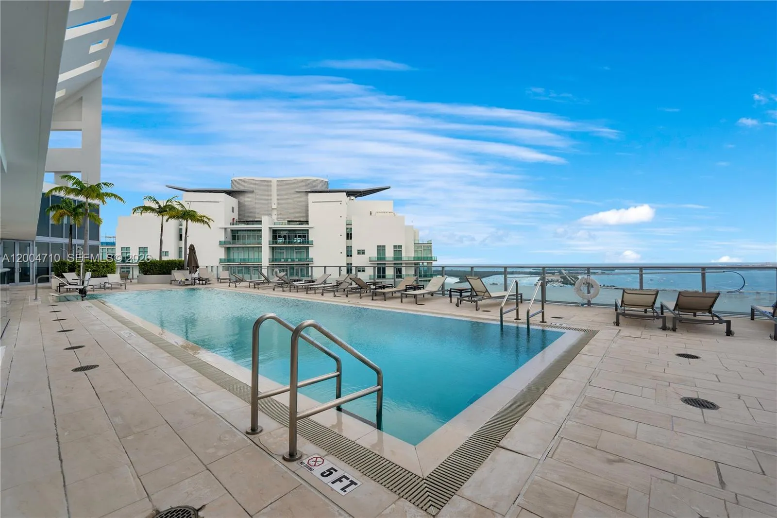 1300 Brickell Bay Dr 706, Miami, Florida 33131, Miami, Florida 33131, 1 Bedroom Bedrooms, ,1 BathroomBathrooms,Residential Lease,For Rent,1300 Brickell Bay Dr 706, Miami, Florida 33131,A12004710