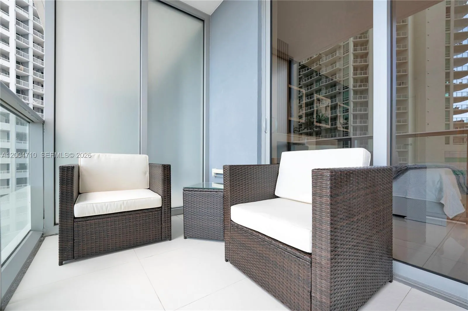 1300 Brickell Bay Dr 706, Miami, Florida 33131, Miami, Florida 33131, 1 Bedroom Bedrooms, ,1 BathroomBathrooms,Residential Lease,For Rent,1300 Brickell Bay Dr 706, Miami, Florida 33131,A12004710
